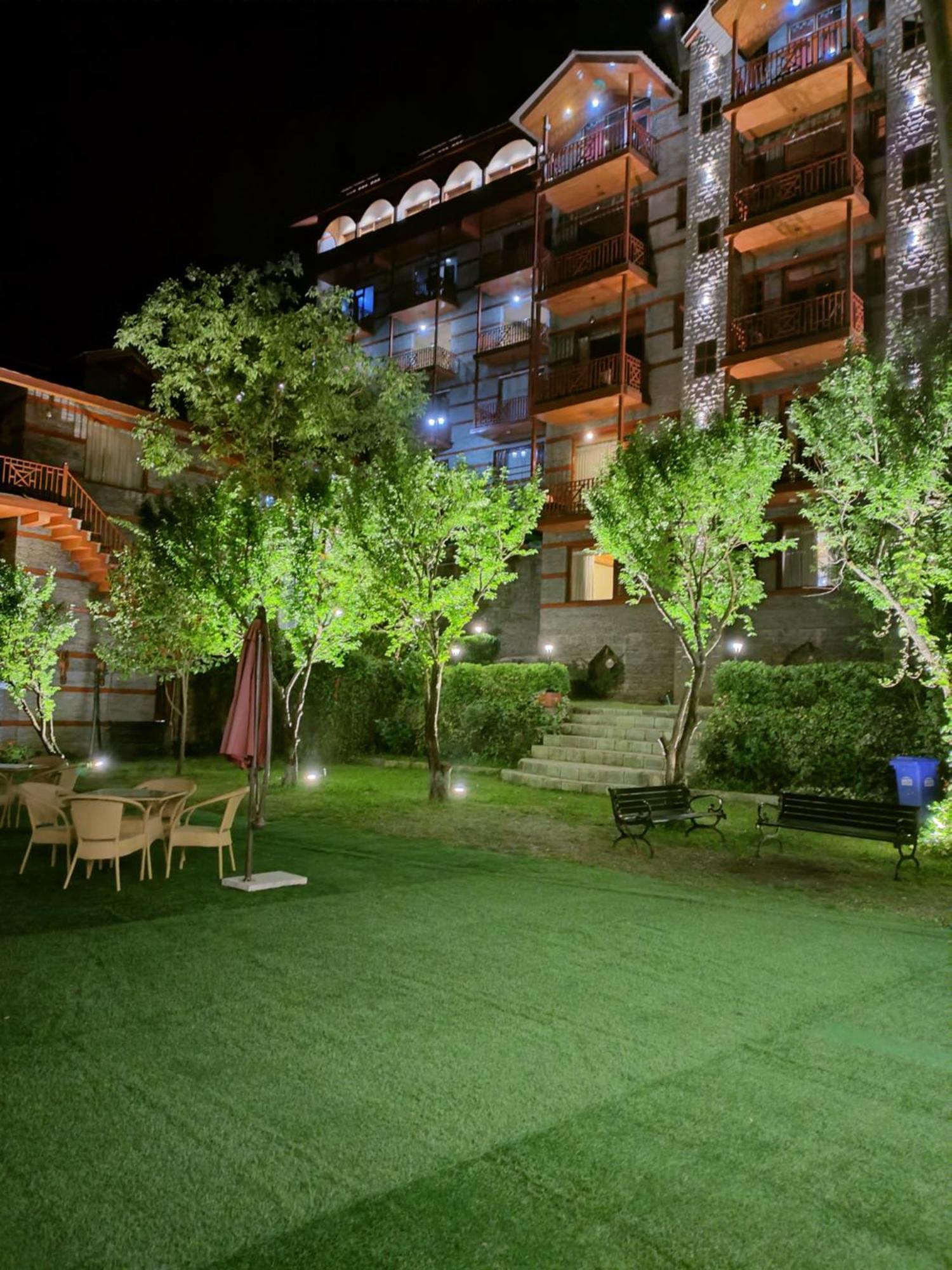 Regenta Inn By Riverside Manali Extérieur photo