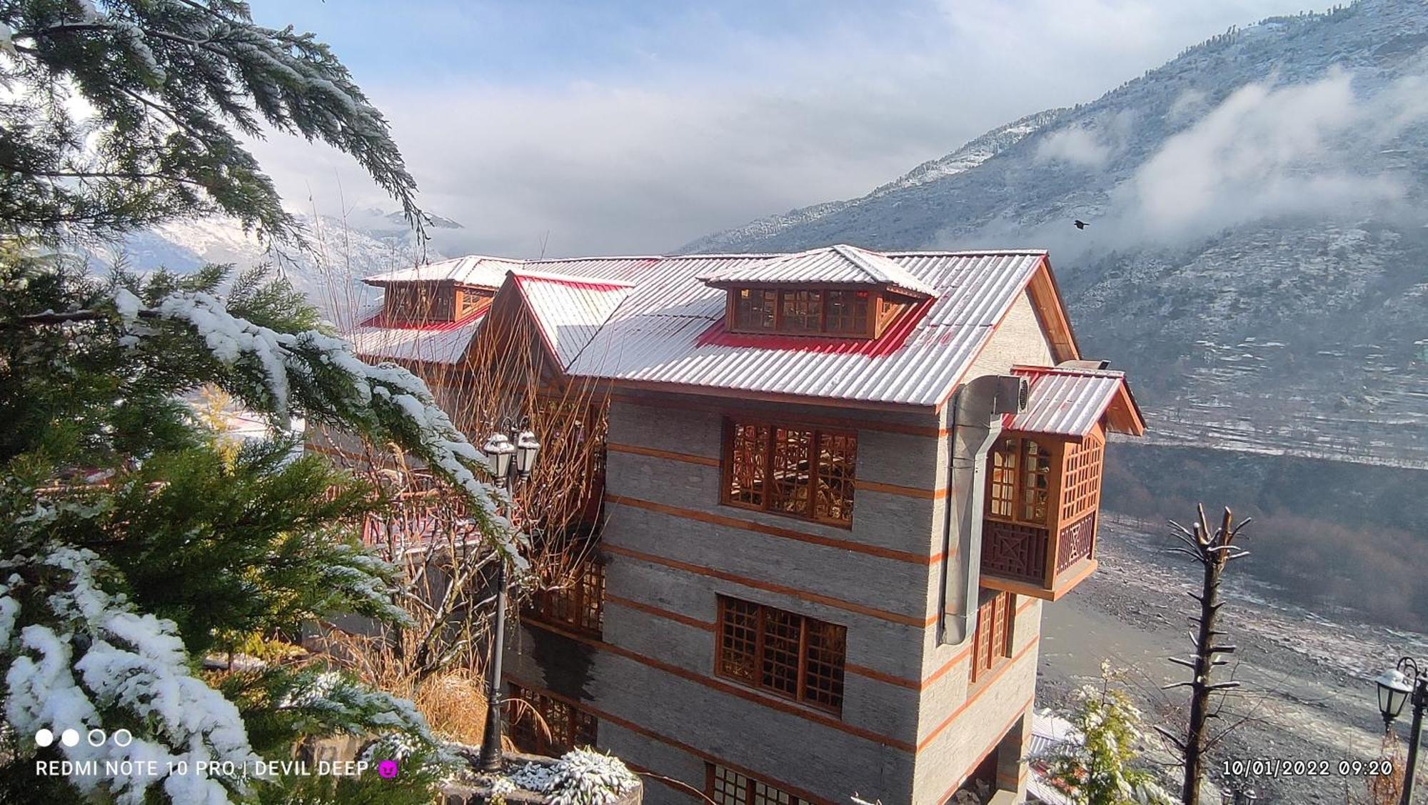 Regenta Inn By Riverside Manali Extérieur photo